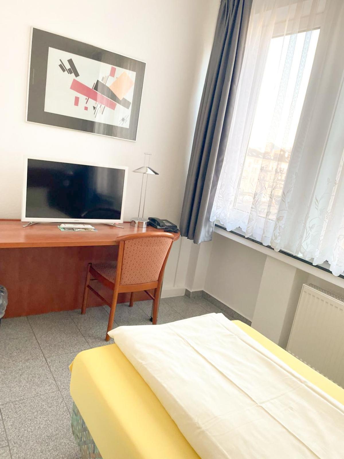 Parkhotel Friedrichstrasse Gießen Quarto foto